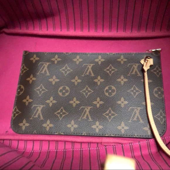❗️TRADED ❗️Louis Vuitton GM Neverfull Monogram - Picture 3 of 8
